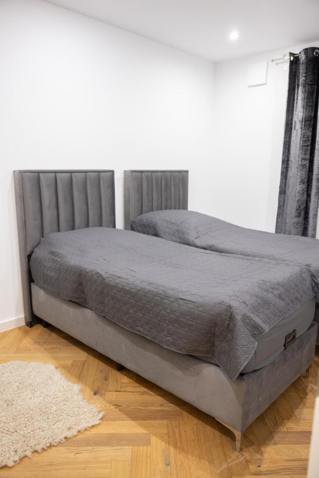 Neubau Apartment Mit Kamin Und Terrasse In Premium Lage Parkplatz Inklusive Bielefeld Exteriör bild